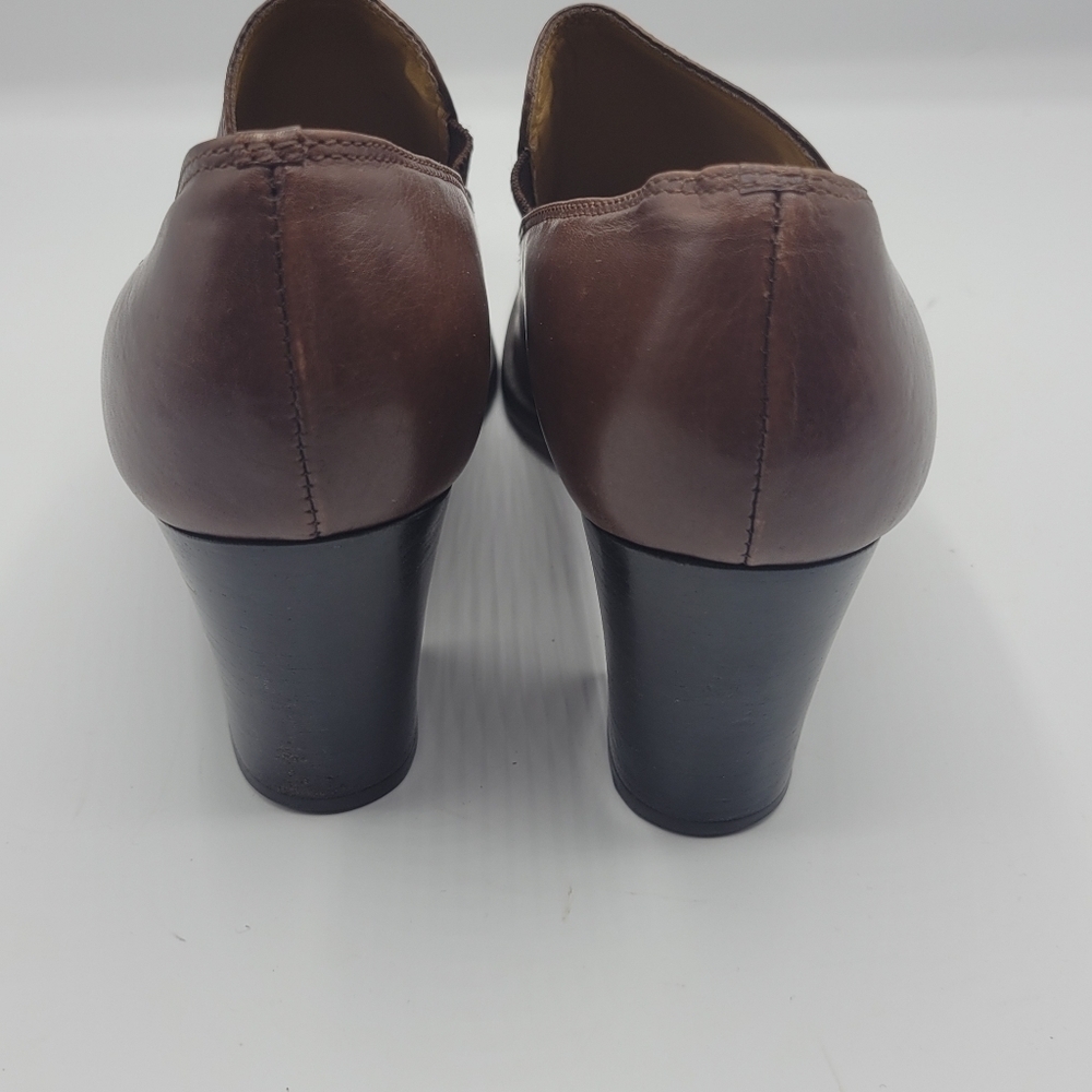 Etienne Aigner all leather upper sterling heels size 5 1/2 M - Picture 3 of 14